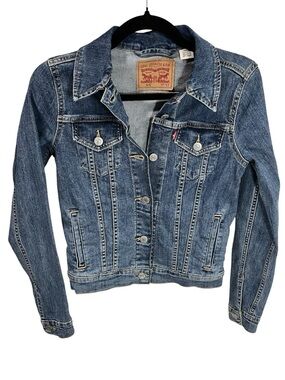 Levi’s Women’s Original Trucker Jacket Medium wash Size XS